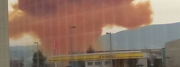 Nube-toxica-en-Igualada_54426094164_51351706917_600_226.jpg
